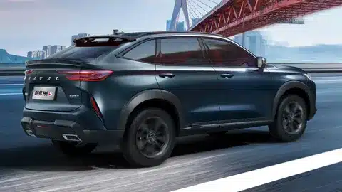 webp mobile listing main 2023 Haval H6 GT Exterior 05