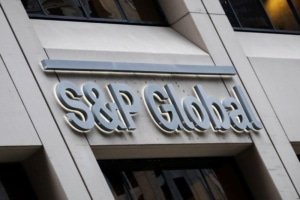 إس إند بي غلوبال اخبار اقتصادية والعملات الرقمية والذكاء الاصطناعي
