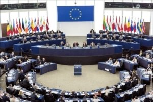 رسم الكربون يجدد النزاع التجاري الأمريكي الأوروبي 2 المجلس الأوروبي اخبار اقتصادية والعملات الرقمية والذكاء الاصطناعي