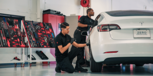 موظفو Tesla