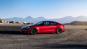 تستحوذ على حسابات Tesla