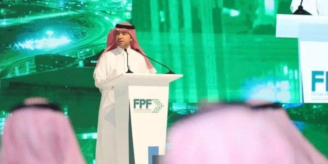 منتدى المشاريع المستقبلية يستعرض مشاريع إنشائية بقيمة تتجاوز تريليون ريال 1 وزير الاسكان منتدى المشاريع المستقبلية