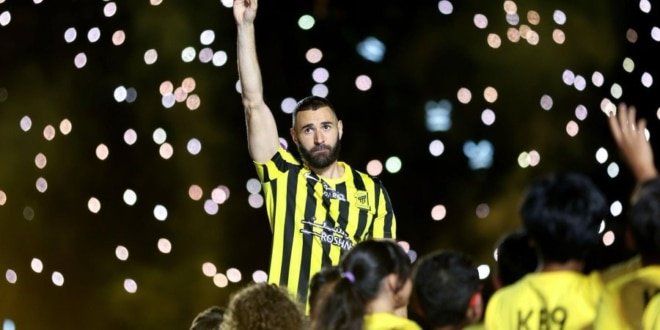 بنزيما الملعب 1