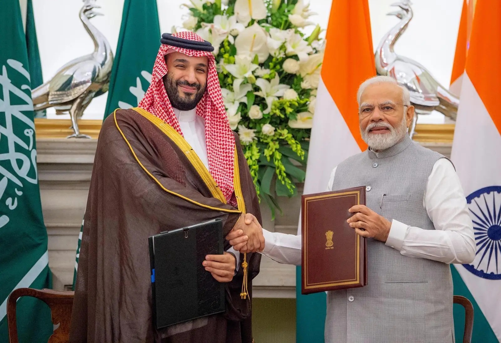 توقيع اتفاقيات بين الهند والسعودية